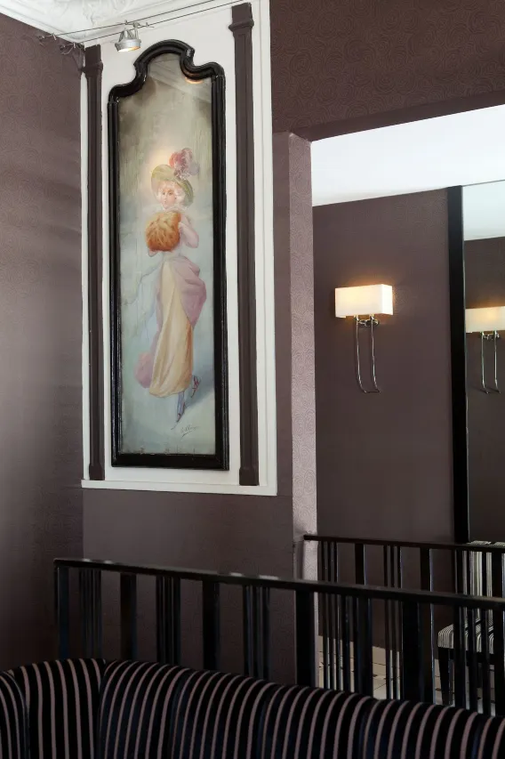 Hotel Eiffel Seine (8)