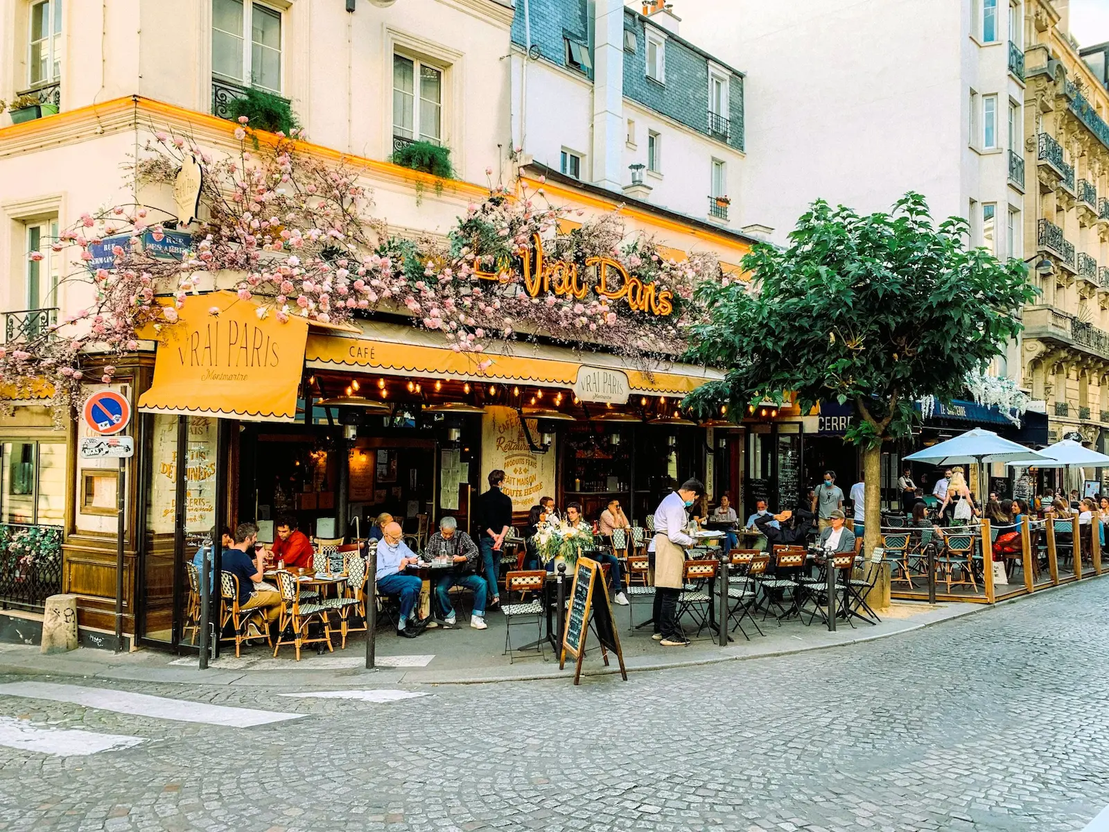 🥐 The Art of the Parisian Market: A Foodie’s Guide to Rue Cler & Authentic 15th Arrondissement Bistros